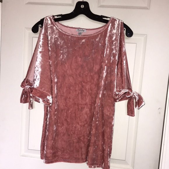 Velour/velvet top with split sleeve tie - Picture 1 of 3